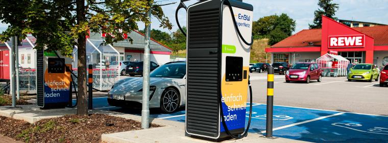 Enerige & Management > Elektromobilität - EnBW elektrifiziert weitere Rewe-Standorte