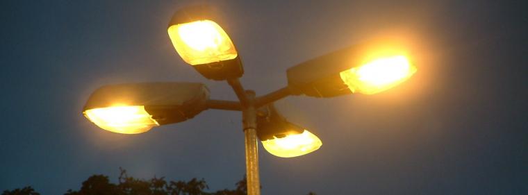 Enerige & Management > Beleuchtung - Smart Road vernetzt die Stadt