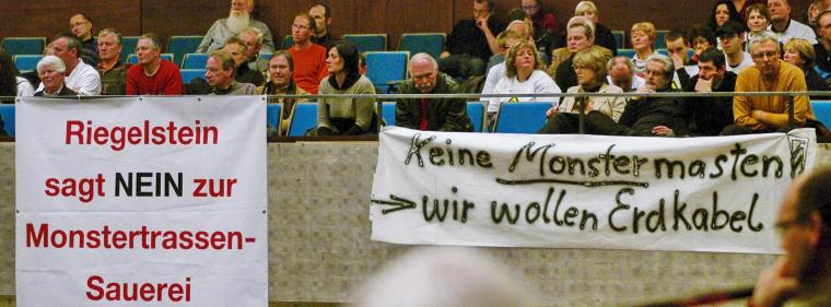 Enerige & Management > Stromnetz - Proteste gegen Gleichstrom-Leitung in Bayern