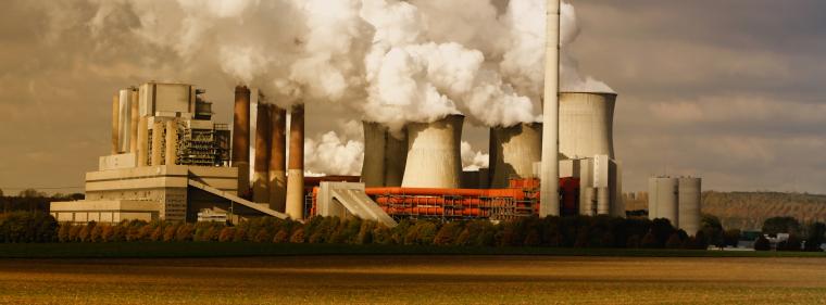 Enerige & Management > Politik - Grünen wollen Kohle-Komplettausstieg bis 2037