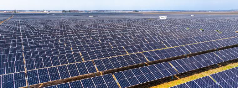 Enerige & Management > Regenerative - RWE und Meta bauen Energiepartnerschaft aus