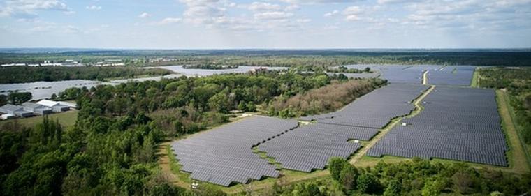 Enerige & Management > Photovoltaik - Enerparc bringt 87-MW-Solarpark ans Netz