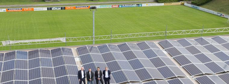 Enerige & Management > Photovoltaik - Fußballverein erhält 136-kW-PV-Anlage
