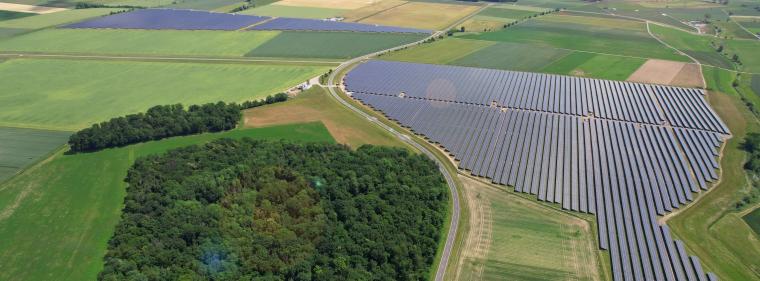 Enerige & Management > Photovoltaik - 97-MW-Solarpark im Landkreis Schweinfurt
