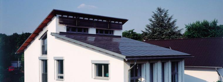 Enerige & Management > Photovoltaik - Neuer Vertriebspartner für Solarworld