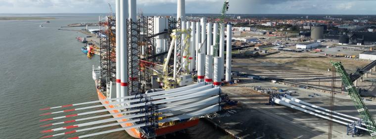 Enerige & Management > Windkraft Offshore - Nordsee-Windpark He Dreiht ist (fast) komplett