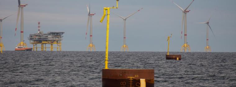 Enerige & Management > Windkraft Offshore - Umspannwerk für Windpark Arkona wird installiert