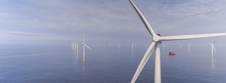 Enerige & Management > Windkraft Offshore - Alle Turbinen des Windparks Kaskasi liefern Strom 