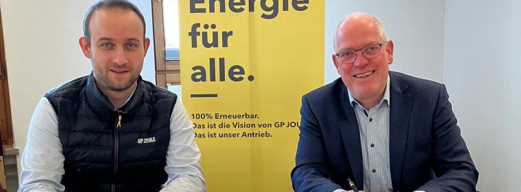 Enerige & Management > Wärmenetz - Klimaschonendes Nahwärmenetz für 1.800-Einwohner-Gemeinde