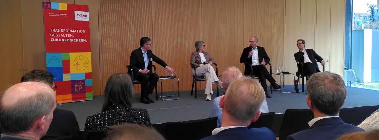 Enerige & Management > Veranstaltung - Mehr Schutz für kritische Netze in Arbeit