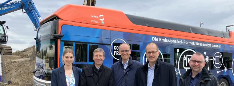 Enerige & Management > Wasserstoff - Bielefeld setzt auf Brennstoffzellenbusse und Ladeinfrastruktur