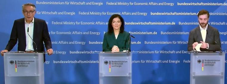 Enerige & Management > Politik - Reiches Energiewende-Kurs schnallt den Gürtel enger