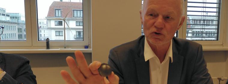 Enerige & Management > Wasserstoff - Stiftung Klimaneutralität empfiehlt grünes Eisen als Wasserstoffquelle