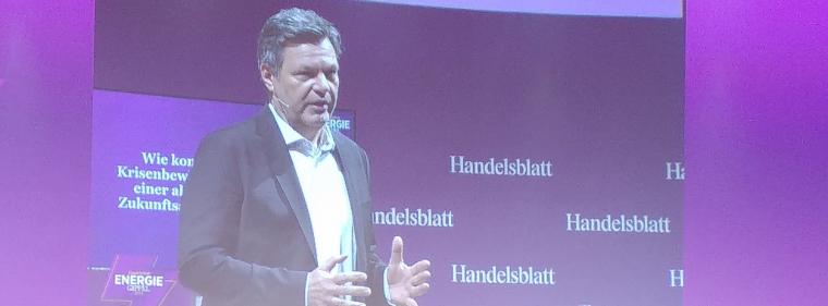 Enerige & Management > Energiegipfel 2024 - Habeck verspricht Kraftwerksstrategie in den nächsten Tagen