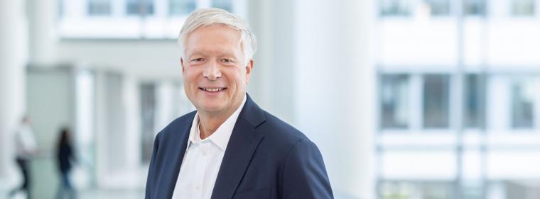 Enerige & Management > Personalie - EnBW-Aufsichtsrat verlängert vorzeitig mit Heydecker