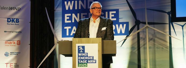 Enerige & Management > Windkraft - Windkraft-Branche beim NRW-Treff nicht nur in Feierlaune