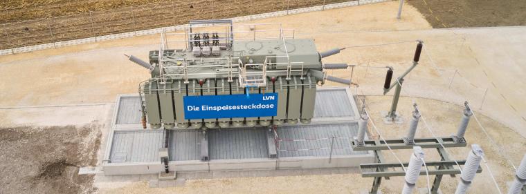 Enerige & Management > Strom - Eine Steckdose für sieben Projekte