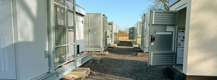 Enerige & Management > Stromspeicher - Neue Großspeicher für Netz und Markt gleichermaßen