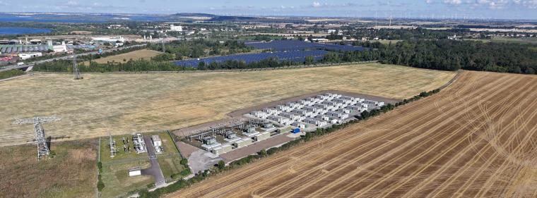 Enerige & Management > Stromspeicher - Größter Batteriespeicher Deutschlands geht in Betrieb
