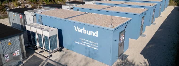 Enerige & Management > Stromspeicher - Verbund gibt Auftrag für neue Großspeicher