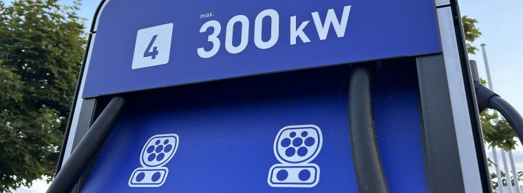 Enerige & Management > Elektrofahrzeuge - Uniti und Eon Drive kooperieren bei Schnellladestationen