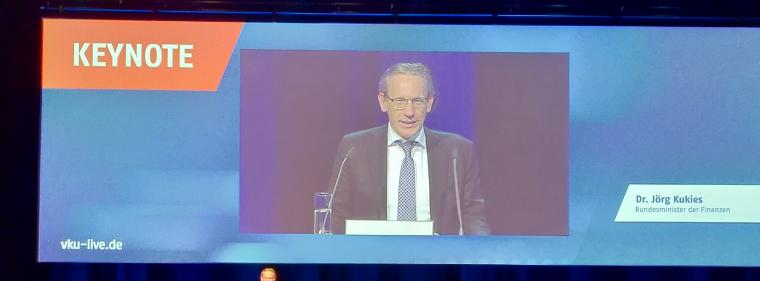 Enerige & Management > Veranstaltung - Stadtwerke auf Geldsuche