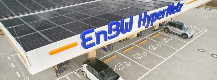 Enerige & Management > Elektrofahrzeuge - EnBW nimmt weitere Schnellladeparks in Betrieb