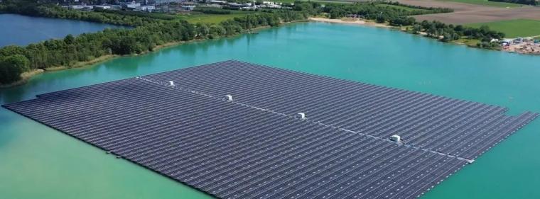 Enerige & Management > Photovoltaik - Baggersee als Fundament für PV-Kraftwerk