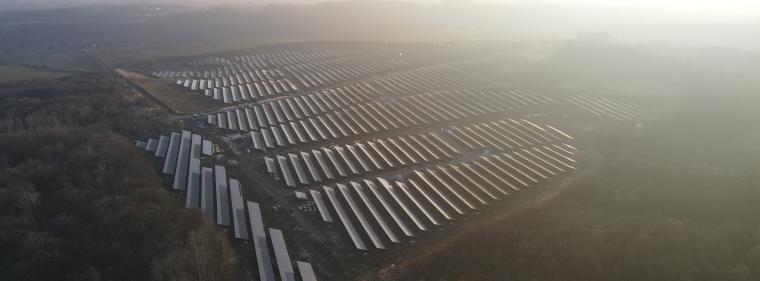 Enerige & Management > Stromnetz - PV-Anlage nimmt erstmalig am Regelenergiemarkt teil