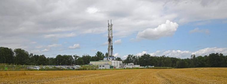 Enerige & Management > Geothermie - Bohrung in mehreren Tausend Metern Tiefe beendet