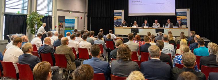 Enerige & Management > Regenerative - Energiewende live vor Ort