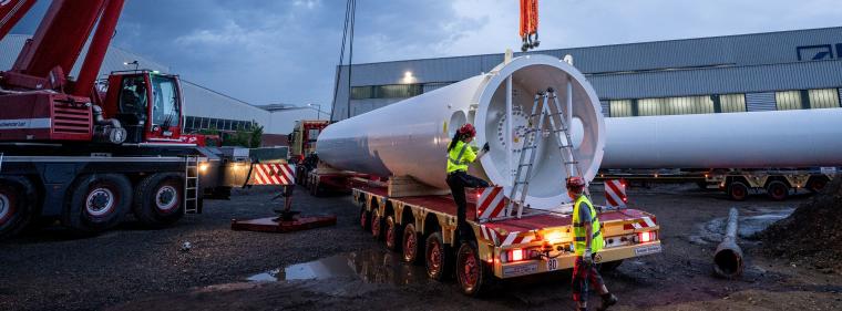 Enerige & Management > Wasserstoff - Stadtwerke Stuttgart stellen vier Wasserstoffspeicher auf