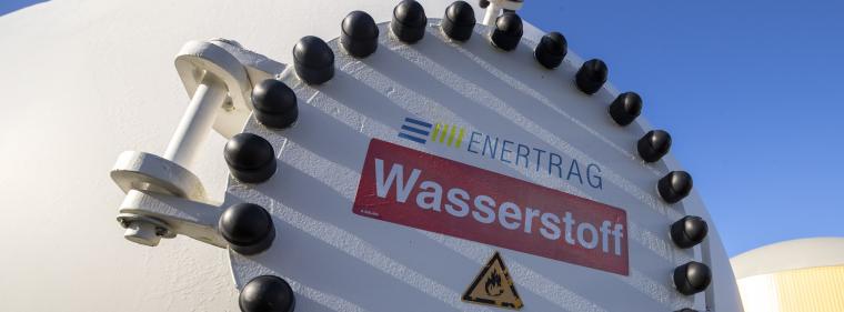 Enerige & Management > Wasserstoff - Neues Wasserstoffprojekt von Enertrag in Sachsen-Anhalt