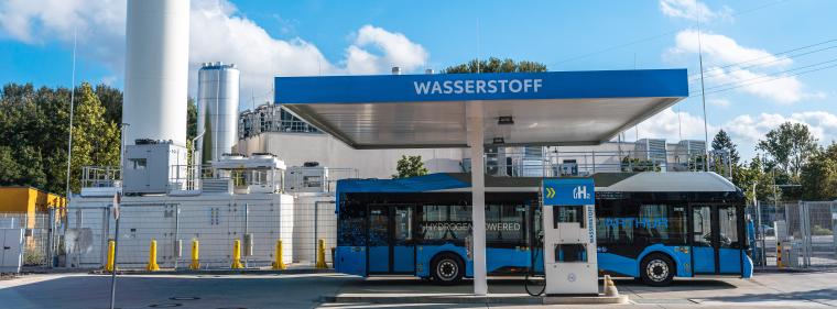Enerige & Management > Wasserstoff-Tankstellen - H2 Mobility baut Wasserstoff-Tanknetz für Pkw zurück