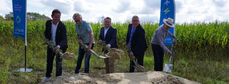 Enerige & Management > Wasserstoff - Projekt E-Farm kurz vor der Fertigstellung